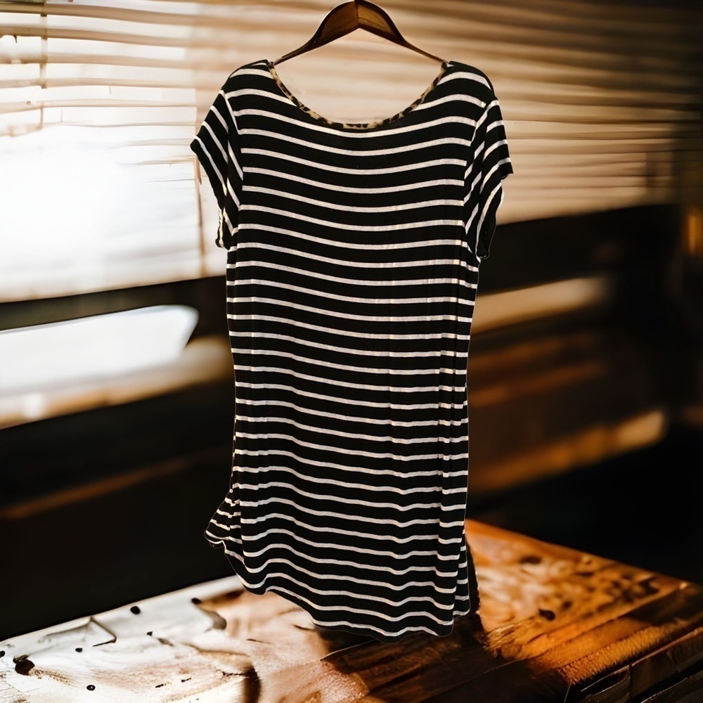 Womens Tunic - Picture 3 of 5